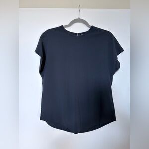 Uniqlo Crepe Jersey Crew Neck French Sleeve T-Shirt